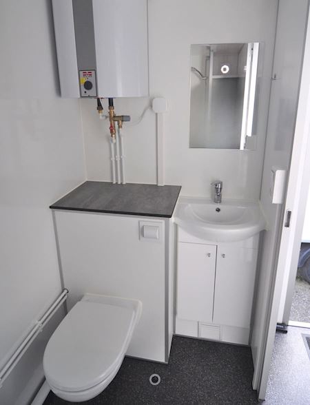 Model 660: Living trailer 2 people