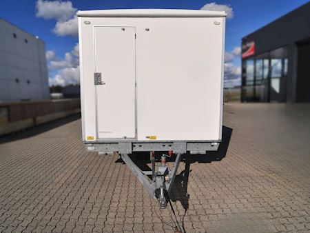 Badvogn 2x4 med oliefyr