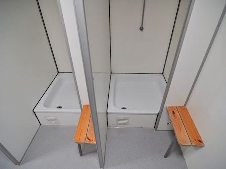 Badvogn 2x4 med oliefyr