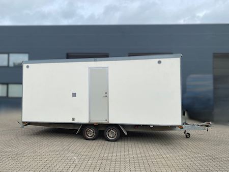 Crew trailer for 4 people