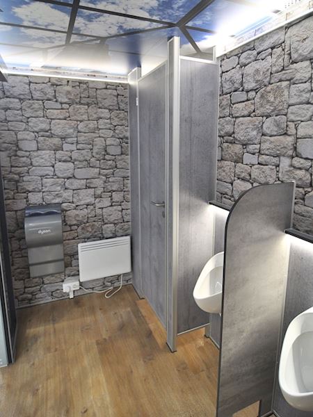 730 VIP toiletvogn 3-1-3