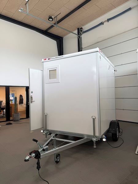 TYPE 240: MOBIL TOILETVOGNE MED 2 TOILETTER