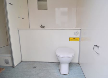 Type 240: Toilet- & badvogn